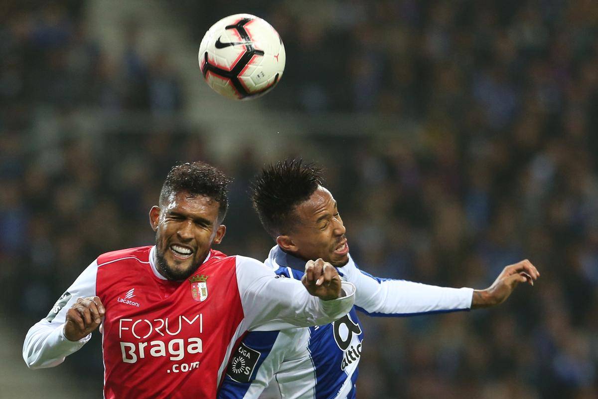 包含多伦多猛龙内部会议纪要流出——冲刺阶段战术微调，葡超使命明确，阵容厚度经受考验的词条